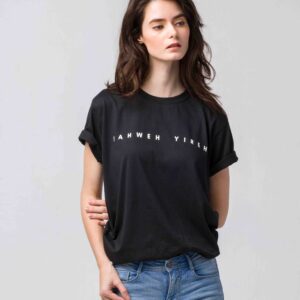 girls tee black
